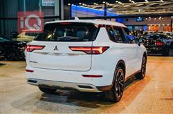 میتسوبیشی ئاوتلاندەر